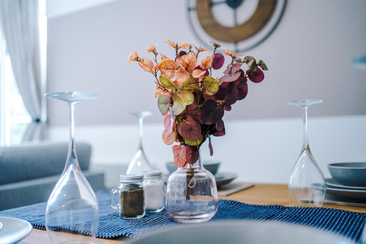 Stunning 2 Bed Apt By Greenstay Serviced Accommodation - Located In Formby Village - Perfect For Short & Long Stays - Couples, Friends & Families & Business Travellers All Welcome - Dog Friendly - 7 Extérieur photo