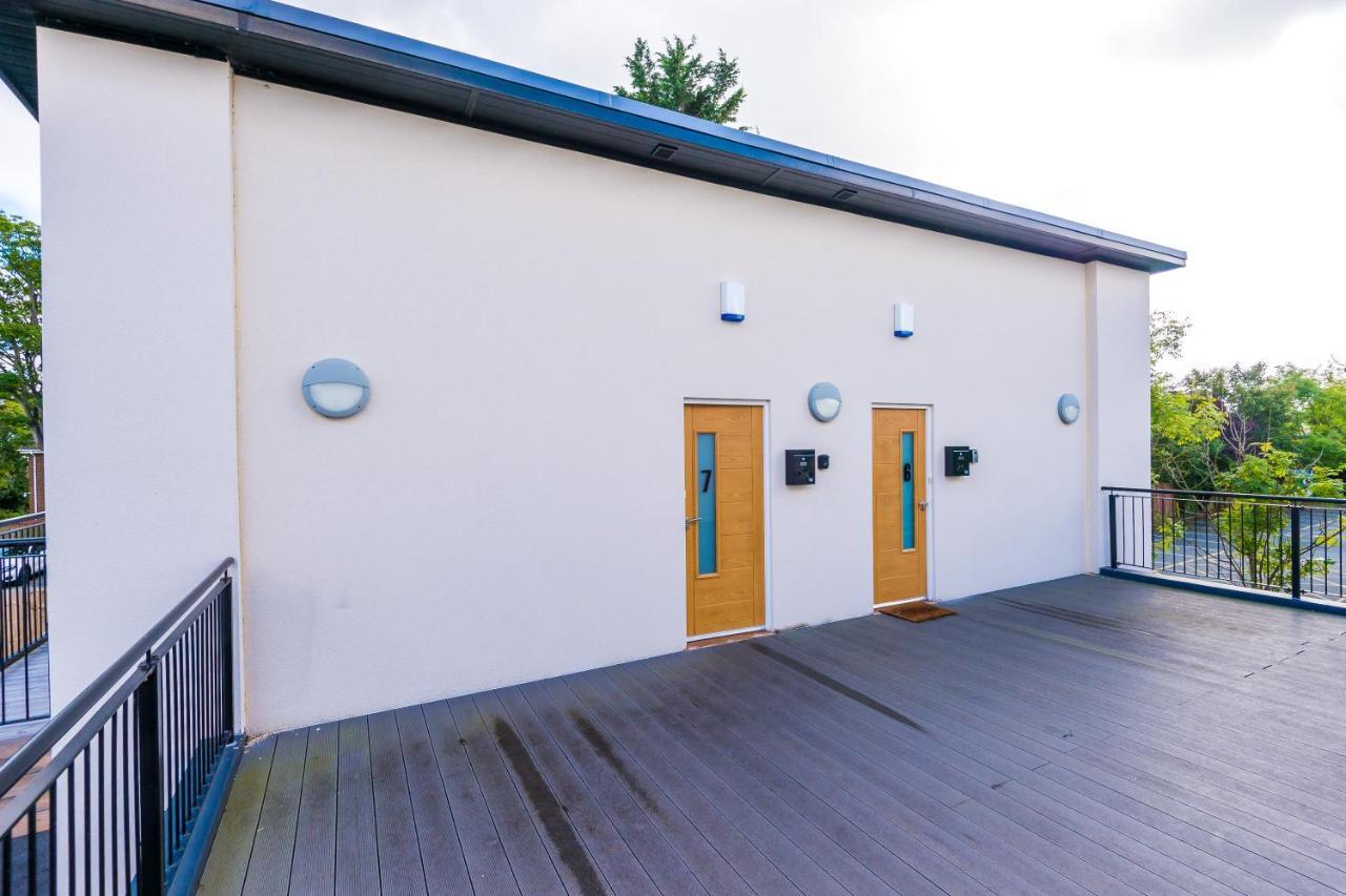 Stunning 2 Bed Apt By Greenstay Serviced Accommodation - Located In Formby Village - Perfect For Short & Long Stays - Couples, Friends & Families & Business Travellers All Welcome - Dog Friendly - 7 Extérieur photo